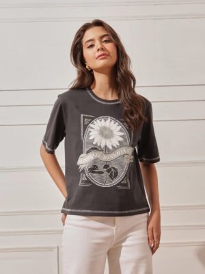 Women’s Relaxed Fit Printed Crop T-Shirt